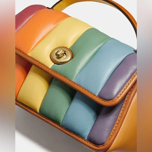 NWT Coach Turnlock Clutch 20 with Rainbow Quilting C4700    Leather Crossbody - Picture 2 of 16